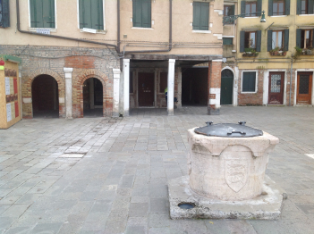 Pozzo in Campo del Ghetto Nuovo